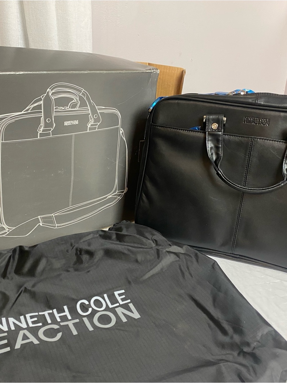 Kenneth Cole Reaction Black Leather Laptop Briefcase